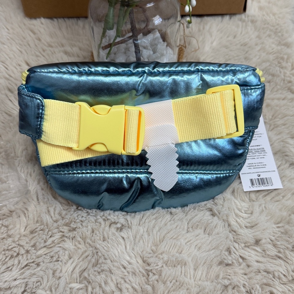 ✨Marc Jacobs Metallic Teal Cosmetic Pouch with Yellow Zipper✨ - Picture 6 of 9